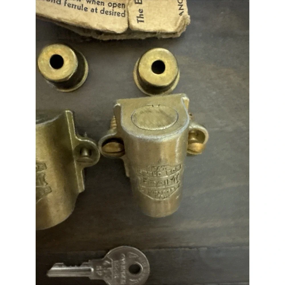 Vintage‎ Fraim Window Sash Lock Brass with Hardware And Key USA